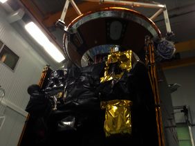 Аппараты Trace Gas Orbiter и Schiaparelli в сборе в цехе Thales Alenia Space France